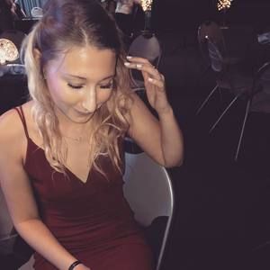 Meet your Posher, Juliette